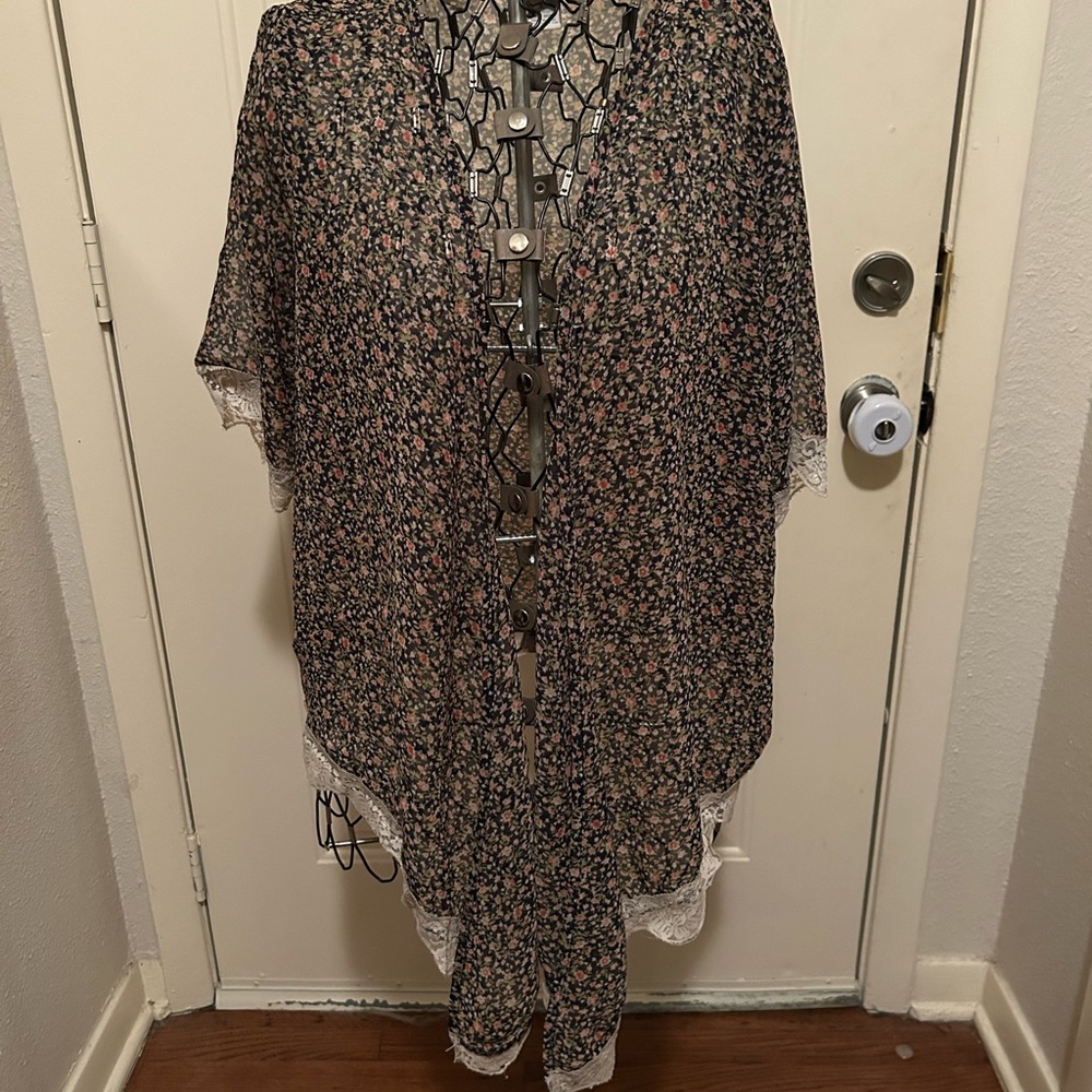 Fun & Flirt Boho Floral and Lace Kimono